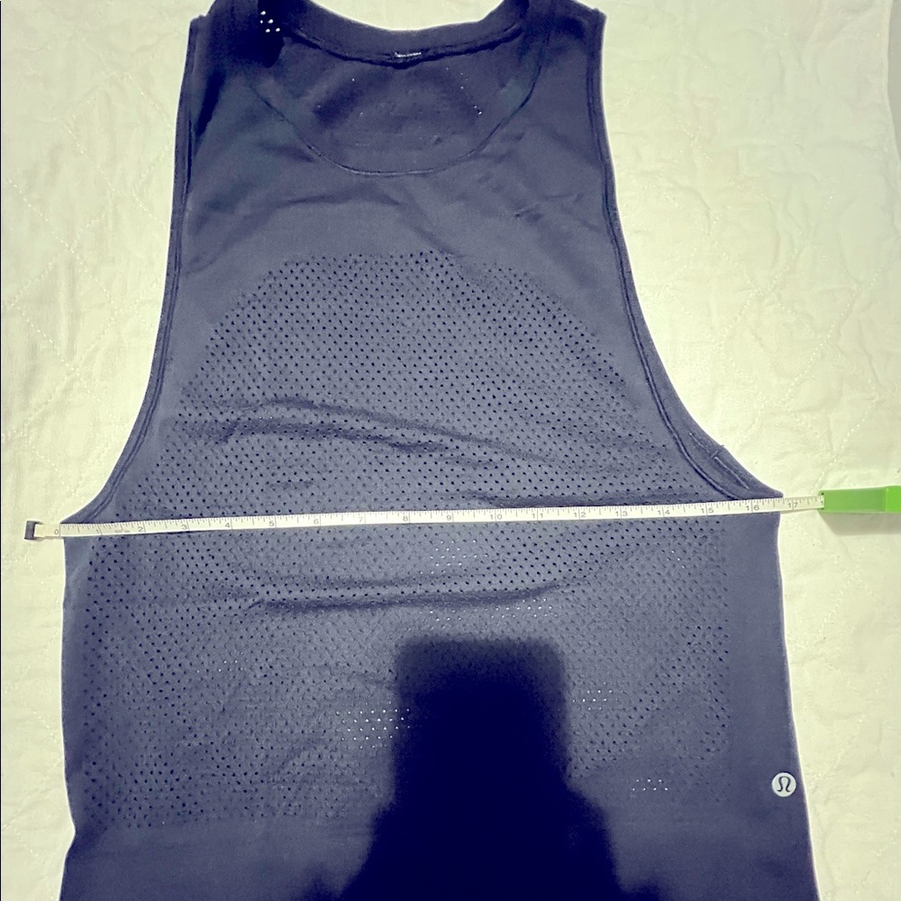 Lululemon Top - Picture 6 of 6